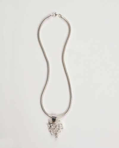 Free-form%20pendant%20and%20chain (large view)