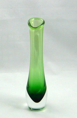 Bud Vase 4