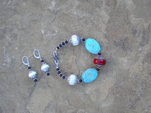 Jewelry-Earrings-Turquoise and tibetan bead braclet and earrings