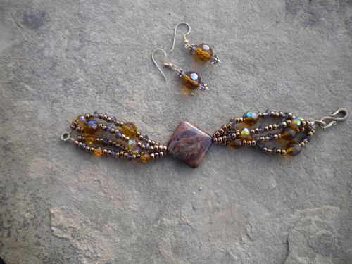 Jewelry-Rings and Bracelets-bracelet