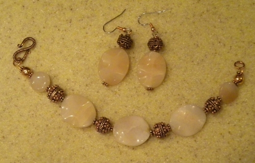 Jewelry-bracelet