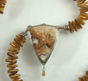 Agate%20Shield%20Pendant%20Necklace (thumbnail)