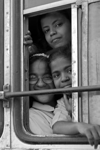 Photography-Schoolbus Kids, Jaipur