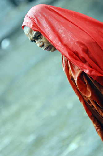 Photography-Figurative-Monk Under the Rain, Mandalay