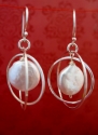 Floating%20sterling%20circle%20earrings%20with%20coin%20pearl (thumbnail)