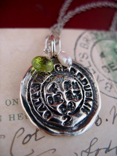 Dublin%20Vintage%20Postmark%20Necklace (large view)