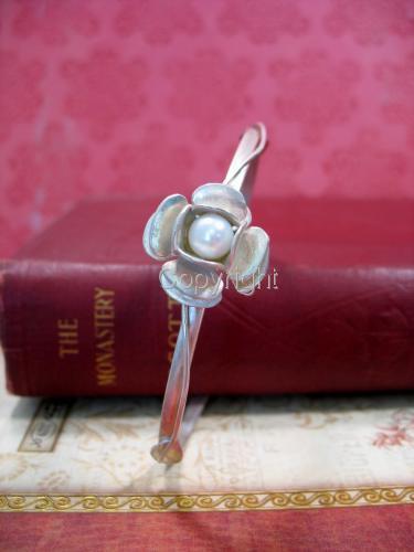 Sterling%20Rose%20Cuff%20Bracelet (large view)
