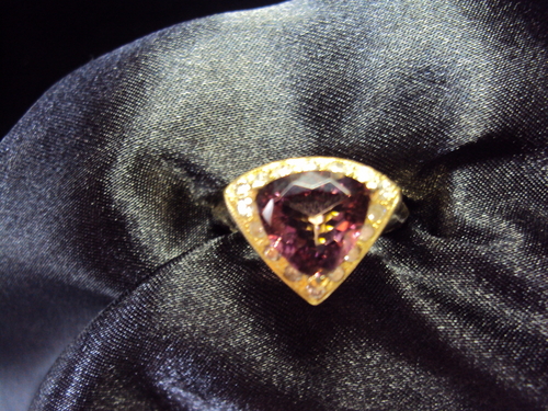 14kt pink ring w/tourmaline & diamonds 