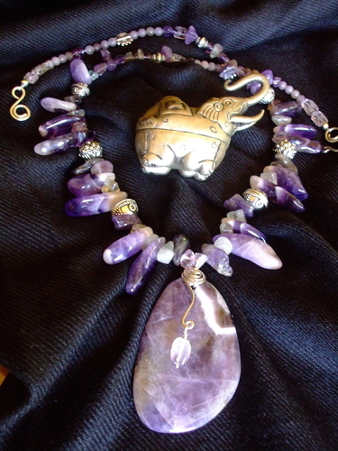 Amethyst%20Necklace (large view)