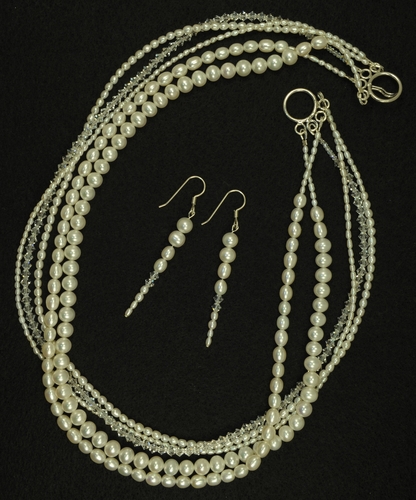 Jewelry-Earrings-Carole