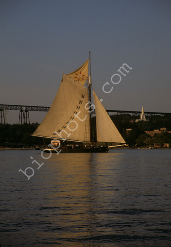 Sloop Clearwater
