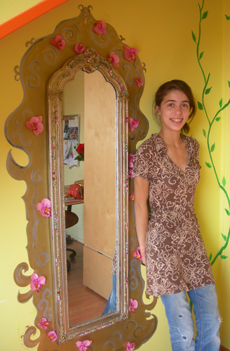Decorative-Decorative painting around mirror